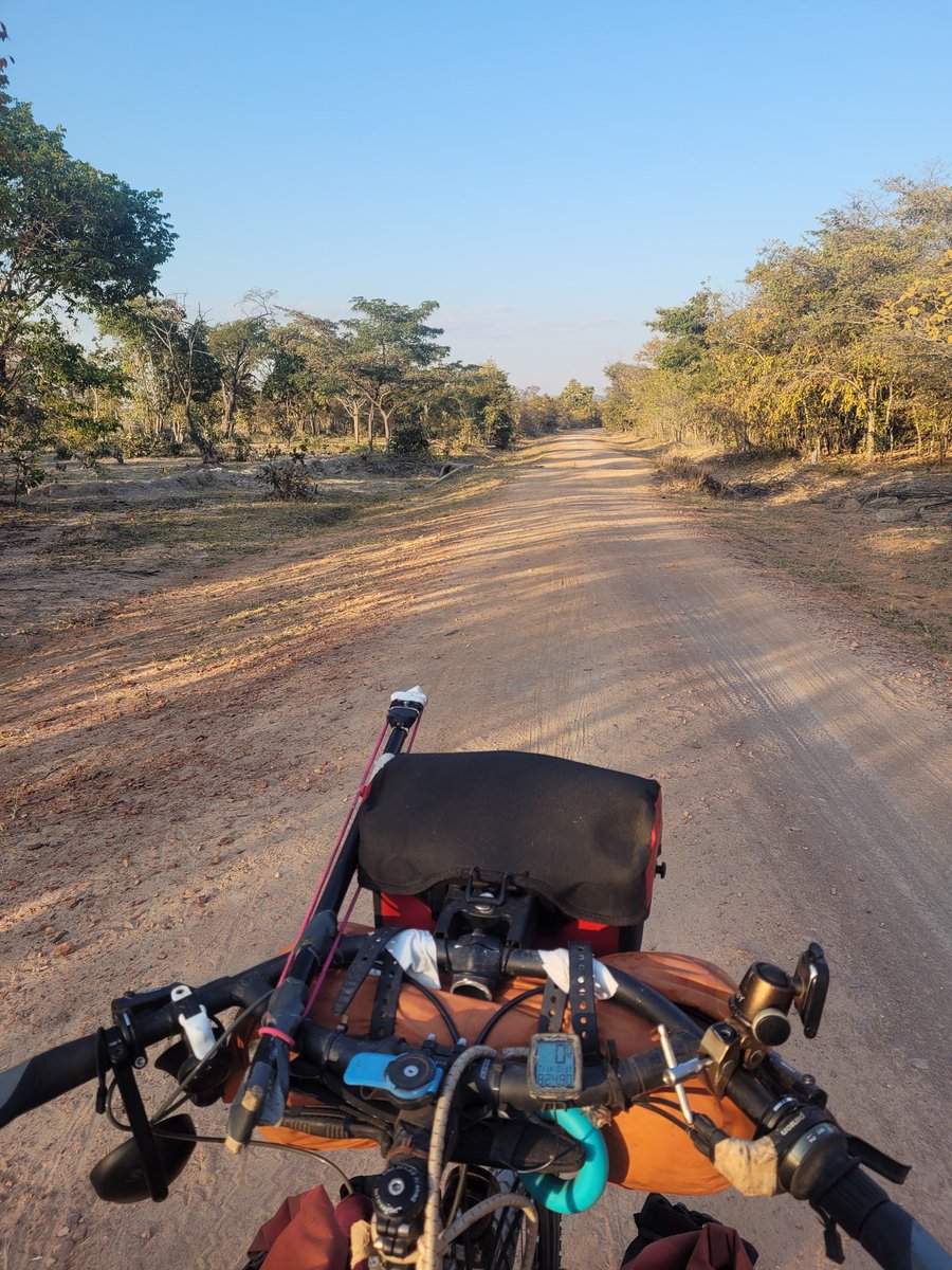 nomadstrails's tweet photo. -with watering and harvesting the onions. Pulling up water from well was a good excuse for me to skip the evening training &amp; I was very happy to be able to help the family a bit.We managed to harvest the onions from his farm in a few hours.
When I was talking to...
#nomadstrails https://t.co/ceiw80gPTV