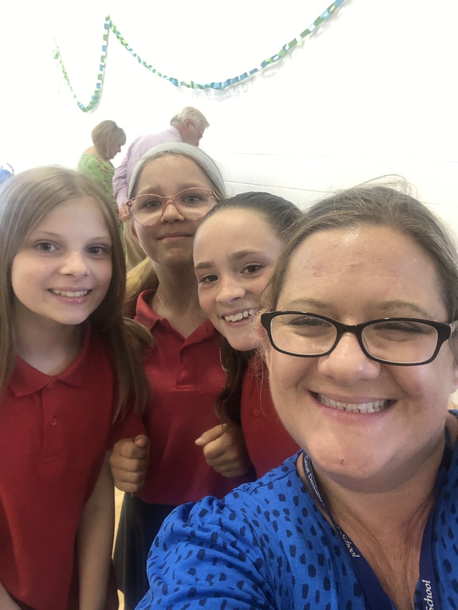 denisemburgess's tweet image. Loved the rainforest cafe today at the community hall @GreatDenhamPS #realprojects