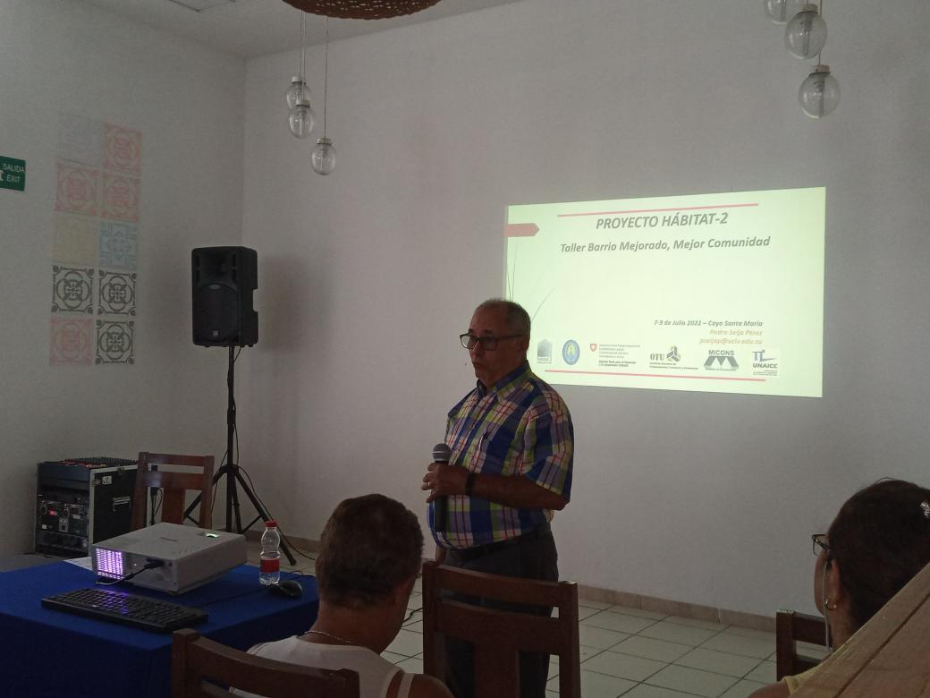 Jorge81_Suarez's tweet photo. Continuamos con la conferencia del profesor DrC Ing. Pedro Seijoo Director del Proyecto #Habitat2 #FacultadDeConstrucciones #UCLV #Taguasco #TaguascoSigueLaMarcha #CEGESTA @Jorge81_Suarez https://t.co/DX4e8dHD1i