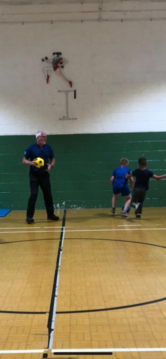 echoesyouthclub's tweet photo. Cake decorating π§
Bead crafting π
And a visit from #PCSOJones @GlosCityPolice ππ
All in a nights fun at club π€©
@Glos_OPCC @cllrnickevans @NetZeroChris @GlosPCC @YoungGlos @gloscommbuilder @CFGlos https://t.co/pzf3ezeeq2