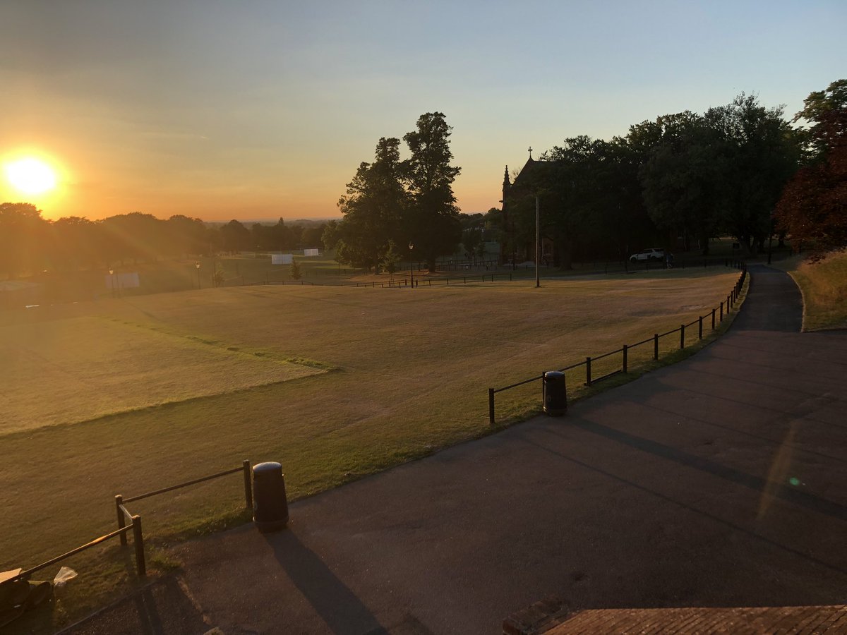 epsompcn's tweet photo. @SurreyDownsHC SyHeartlandsCCG @ThirzaSawtell @IDHealthUK @SurreyDownsHC Fantastic event this evening which was thoroughly appreciated by everyone. Thank you for creating a safe environment for us to explore new ways of working. @VictoriaGff https://t.co/U4Dnq7zwHB