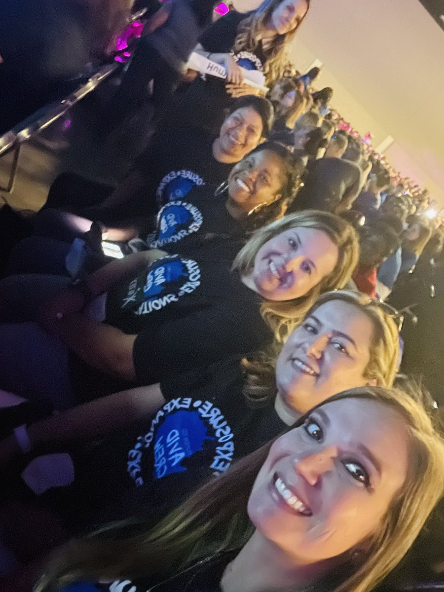 Kpangarakis_HTX's tweet photo. KMS representing AVID 2022-2023 SI in San Antonio! #AVID4Possibility #KMSCougarPride #HumbleISD #KMSAVID #HumbleISD_AVID https://t.co/X4G6SecMKj
