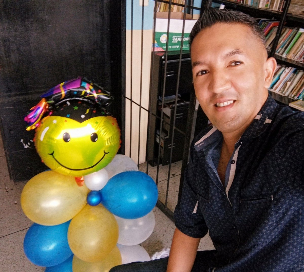 roncot_4's tweet photo. #UltimoTimbre #SelfieTime https://t.co/5SvcCXwqfj