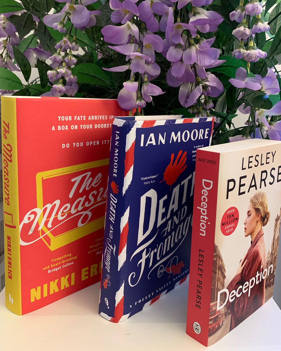 Happy publication day to these beauties!
instagram.com/p/CfsvN6YINss/…
@nikkierlick @MonsieurLeMoore @LesleyPearse @BoroughPress @RandomTTours @annecater @instabooktours @farragobooks @MichaelJBooks 
#booktwt #BookTwitter #booklovers #bookworm #PublicationDay