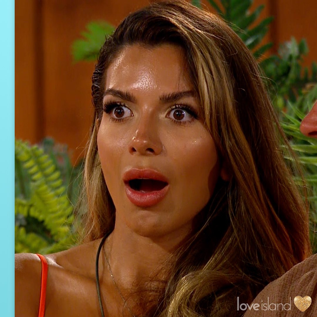 WaifuMelanin's tweet photo. So many good love island reaction content #LoveIsland https://t.co/Hk2IWSpIhT