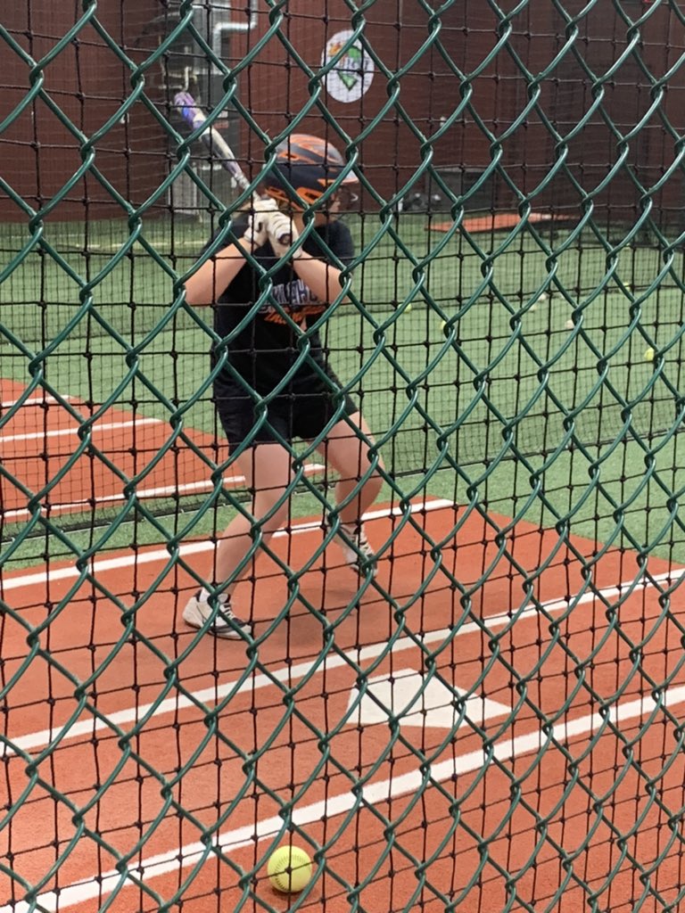 ElizabethTrosp5's tweet image. Got some good work in on an unexpected day off thanks to @DBATNashville! #mashville @07Intimidators @SapulpaAth @IHartFastpitch @SoftballDown @LegacyLegendsS1 @DfwSho @SBRRetweets @TopPreps @SoftballClips @ExtraInningSB @PG_Softball @CoastRecruits @MCitySports