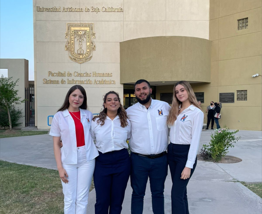 🤩🙌 Destaca la <a href="/enesonora/">ByCENES</a> en evento internacional sobre enseñanza de la historia.

Estudiantes y docentes de la Licenciatura en Educación Primaria presentaron ponencias en un encuentro académico de la <a href="/UABC_oficial/">UABC_oficial</a>.

📝 Nota completa: bit.ly/3yoDmrh

#OrgulloCRESON 👏
