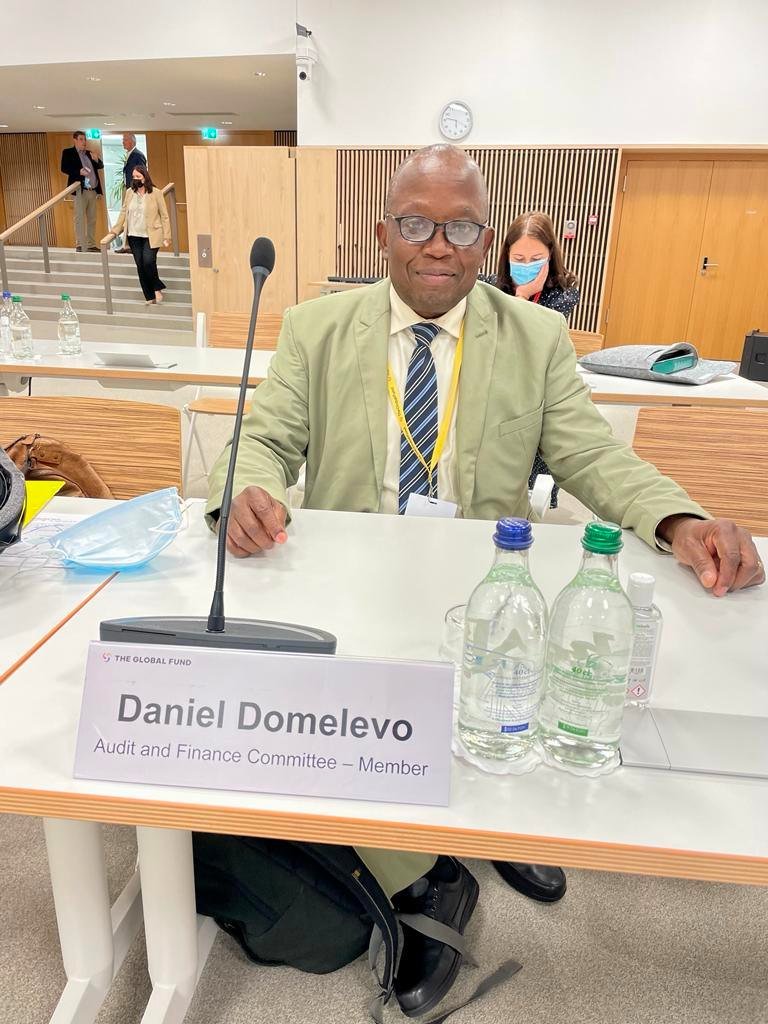 Manasseh_Azure's tweet photo. "The former Auditor General of Ghana, Mr Daniel Domelevo, has been appointed by the Board of the Global Fund to serve on the Audit and Finance Committee of the Board. The Global Fund provides $4 Billion+ annually to countries (including Ghana) to fight AIDS, TB and Malaria" https://t.co/vuvQ0DaoXe