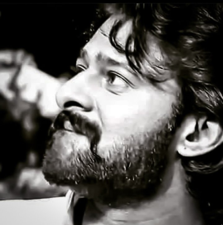 ᵛⁱˢʰⁿᵘസാഹോ 👊 tweet media