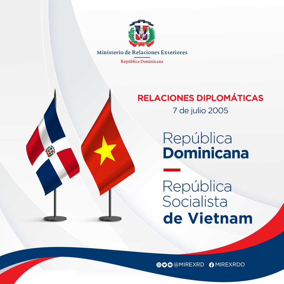 RDenVietnam_'s tweet photo. Desde la Embajada de #RepúblicaDominicana 🇩🇴 en la República Socialista de #Vietnam 🇻🇳 celebramos que cada año desde el 7 de julio del 2005, se estrechan los lazos de amistad entre ambas naciones, conmemorando este día, 17 años de Relaciones Diplomáticas. https://t.co/ZEMCi8T8cr