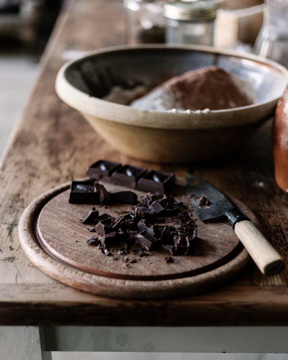 WORLD CHOCOLATE DAY

Today is a day to celebrate one of our favourite ingredients – chocolate. Not only is it delicious on its own or in a bake, it's also a fantastic source of polyphenols, which are vital for a healthy gut. Principle number 4 of The Sourdough School bread prot