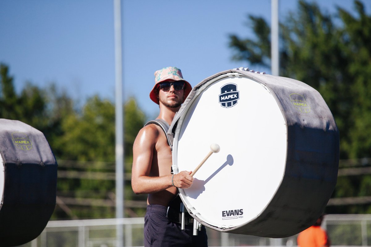 TheBlueKnights's tweet photo. Day 40  — Eagle Point, OR

7:00 - Wake Up/Breakfast
8:00 - Rehearsal
12:00 - Lunch
1:00 - Rehearsal
4:30 - EPL
6:30 - Depart for Aurora, OR https://t.co/UYKLoDTX4P