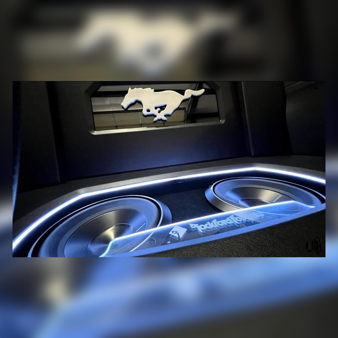 the12voltmag's tweet image. 😊🔊👌🎵Fantastic job on this 2015 Mustang packed with #rockfordfosgate #audiodynamics and awesome fabrication from Limitless Innovative Solutions.
 
🛒Shop #caraudio - bit.ly/3z0KDgO

#12voltmag #12volt #caraudioaddicts #subwoofers #soundquality #caraudiofabrication