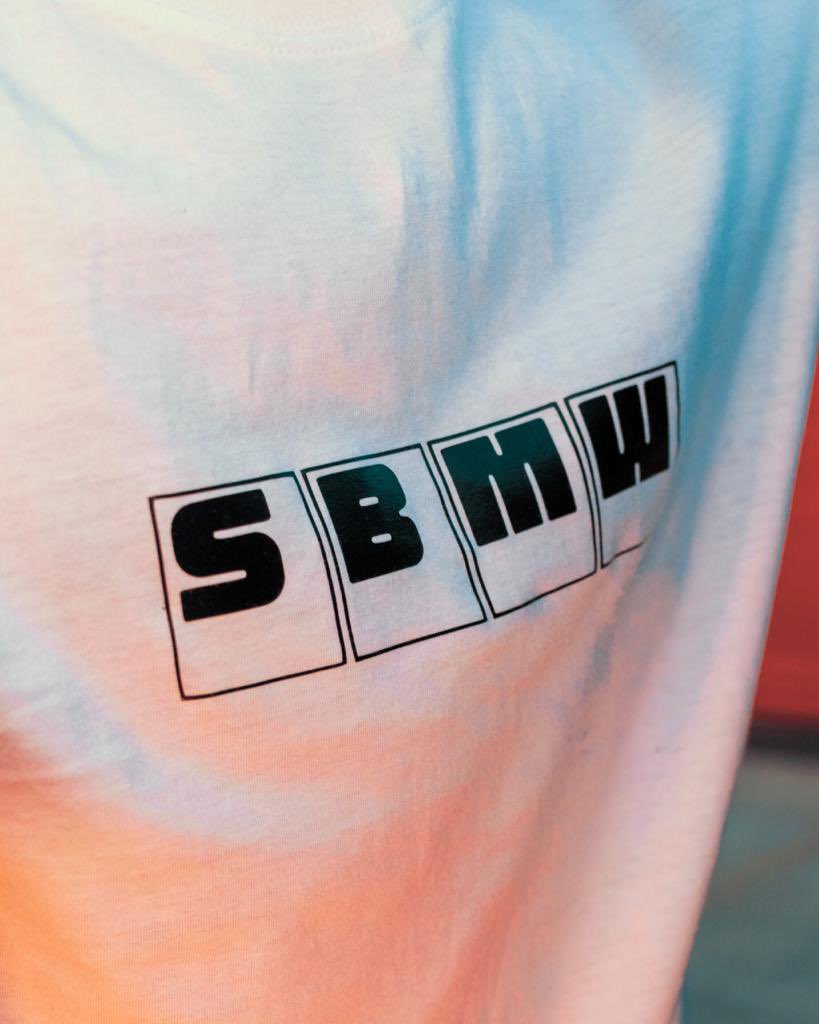 sadboii_za's tweet photo. “SBMW” Logo T-Shirt
07.07 |©️2022

#SADBOIIMOTORWORKZ
#SBMW https://t.co/6B8enZYAym