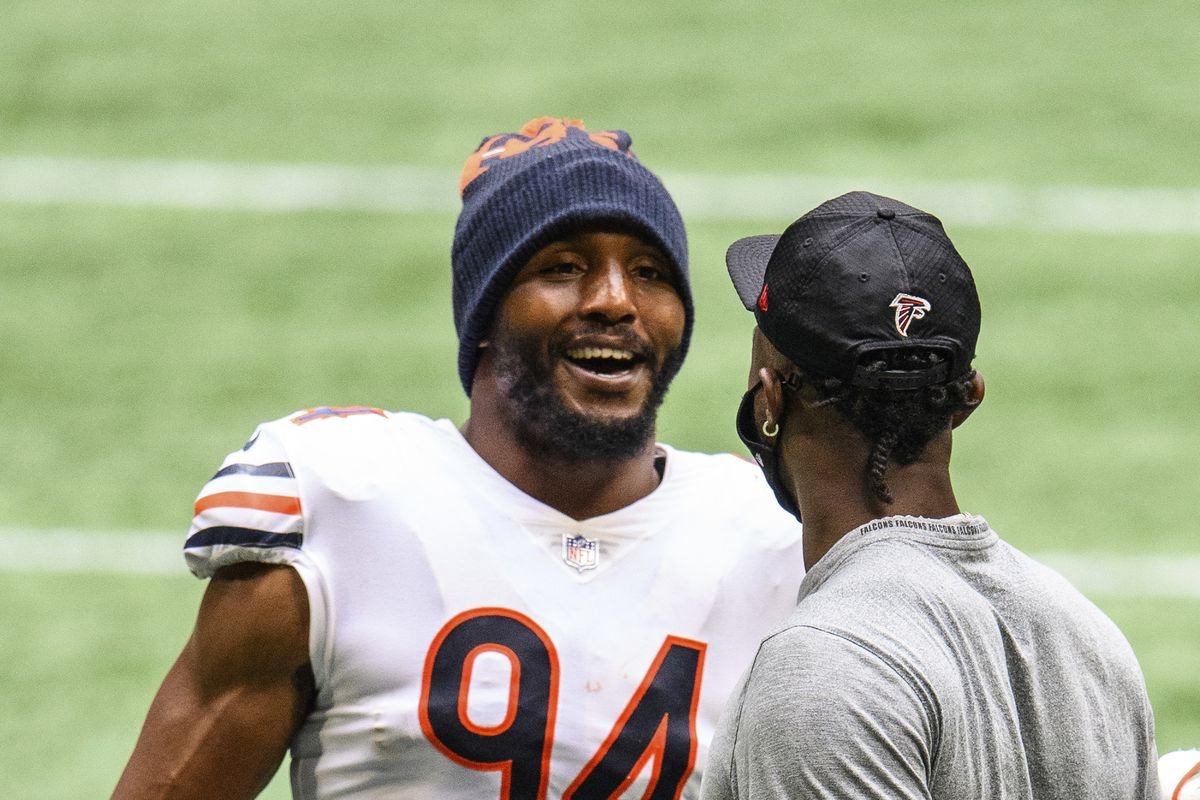 #Bears have had several teams inquire about Robert Quinn. #Chiefs are a team to keep an eye on. #DaBears  
Quinn has 18.5 sacks last season.