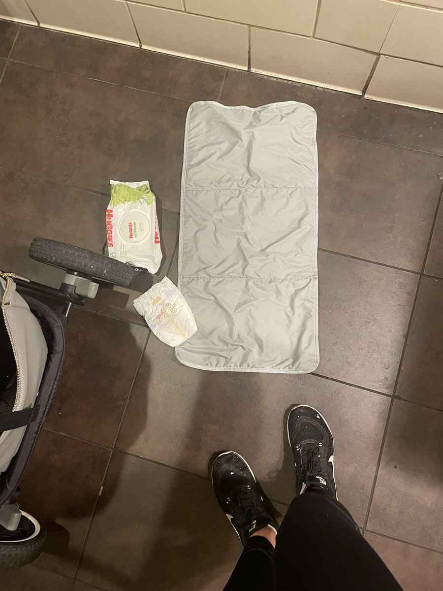 mrscsaenz's tweet photo. @Starbucks this mornings reality while getting a quick coffee. No changing tables?! Get with it! https://t.co/gTHlewzHsF