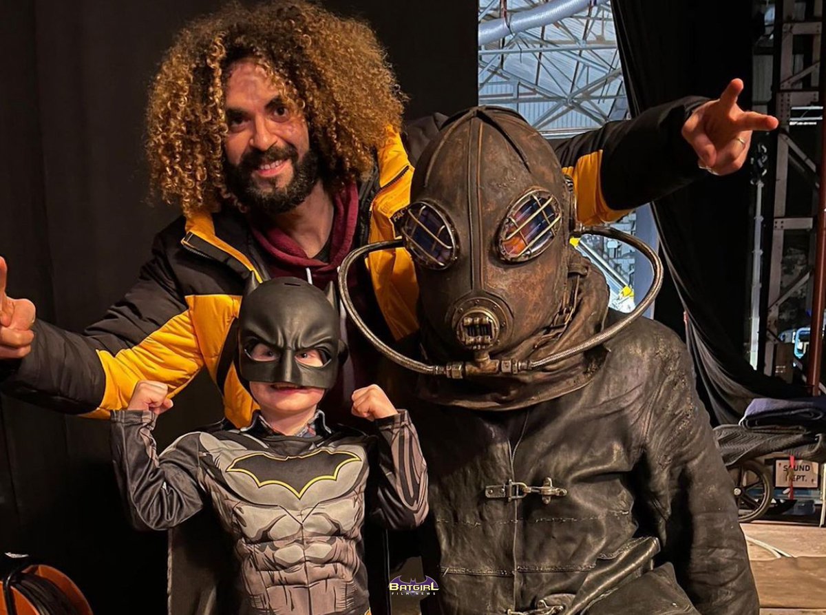 BatgirlFilm's tweet photo. BATGIRL Director Adil El Arbi shared via his Instagram a heartbreaking post about a special set visit from a young fan who’s suffering from cancer. Unfortunately he passed away today. 

May you Rest In Peace, Finley. 

A true Superhero https://t.co/AOZR92j4sE