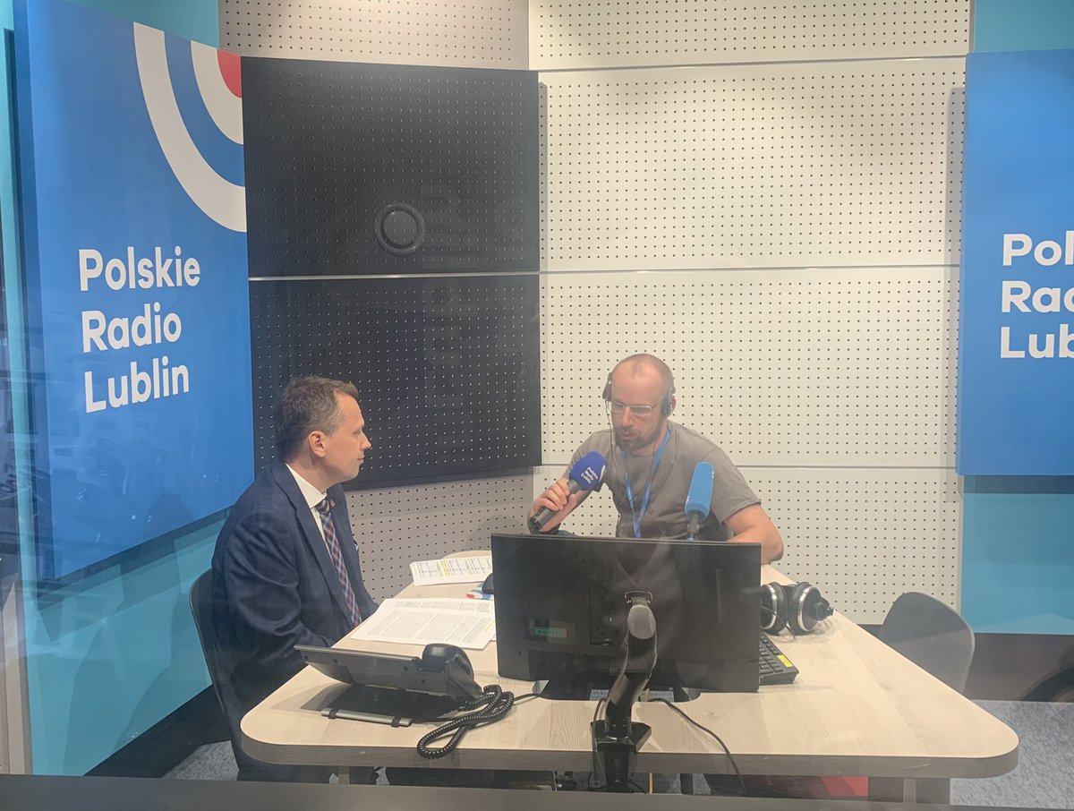 RWisniewski_NCK's tweet image. Dziś w @RadioLublin mówiłem m.in. o programach wsparcia @NCK dla domów kultury w zakupie informatycznych środków trwałych/szkoleniach w ramach programu #KonwersjaCyfrowa2.0 oraz o Festiwalu Wschód Kultury #Inne Brzmienie @kultura_gov_pl #Lublin