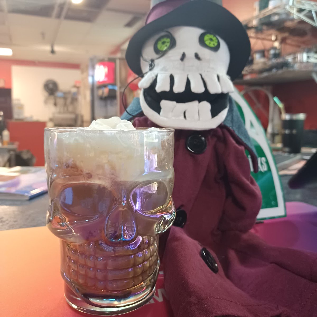 HauntedGameCafe's tweet photo. Facebook says it’s world chocolate day! Even if it isn't, it’s a great day for a skull full of hot chocolate!
#WorldChocolateDay #ChocolateEveryDay #SkullMug #OscarDrinks https://t.co/O1QCG2Ygfs