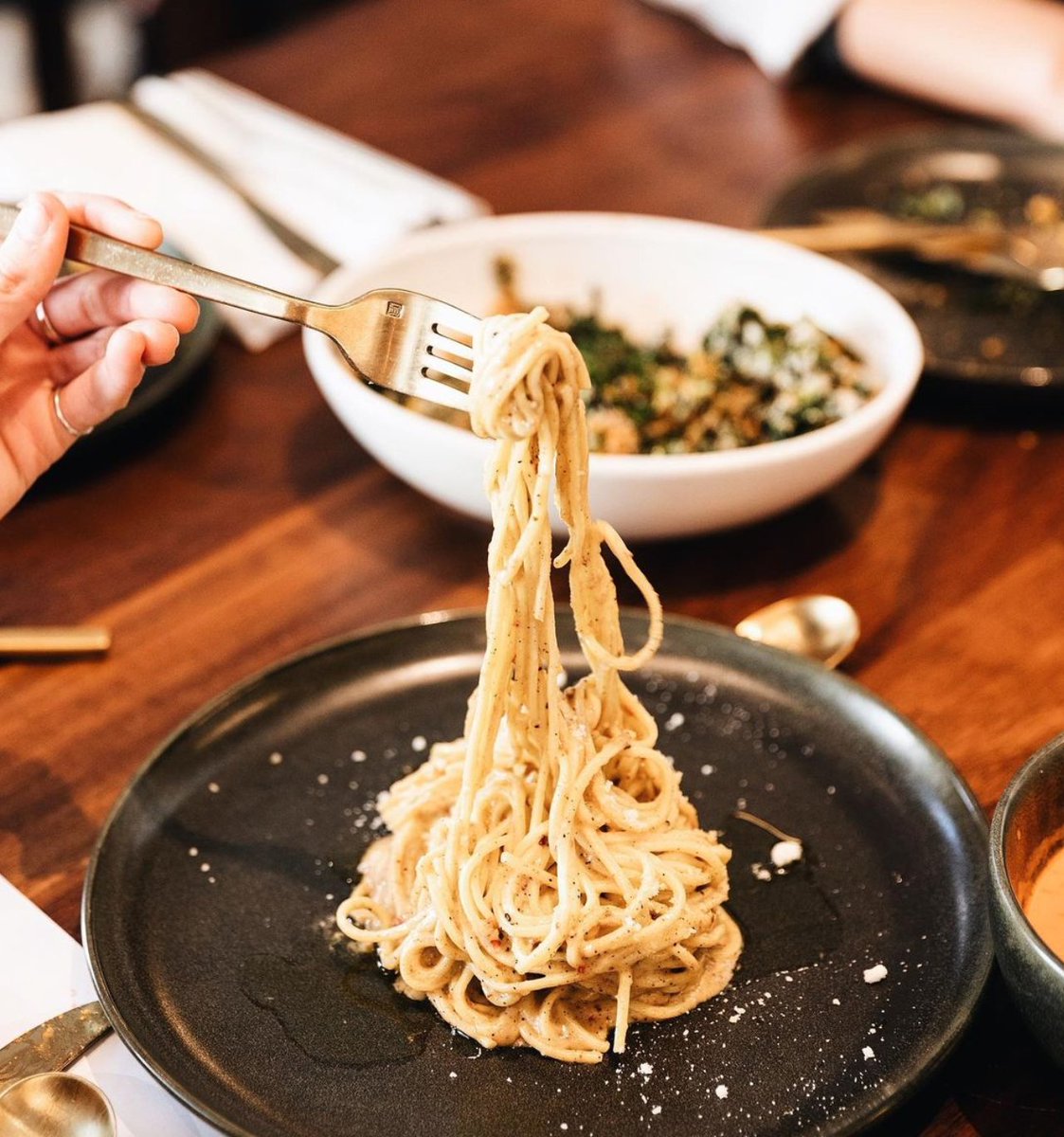 mspmag's tweet photo. #MNRestaurantWeek is back starting July 11th! Get the best dining deals in the Twin Cities, with two and three course prix fixe meals ranging from $10 to $45. See all the participating restaurants: https://t.co/3eUlXofmCe https://t.co/aqWxG5R9gc