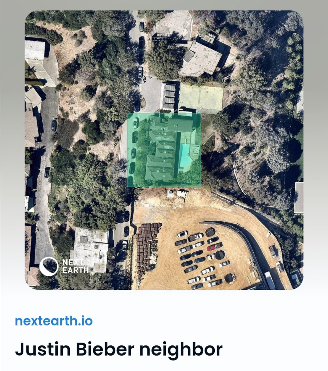 CryptoParaboli1's tweet photo. Get any of these exclusive land NFT now..Why not own prime virtual property next to these famous people...you never know what the land could be worth one day...#getrich https://t.co/pU1oBzCOCj