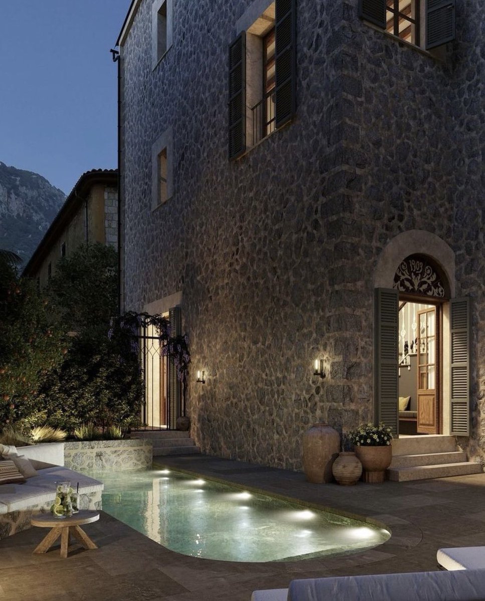 NATALIALABEL's tweet image. A Mediterranean dream.