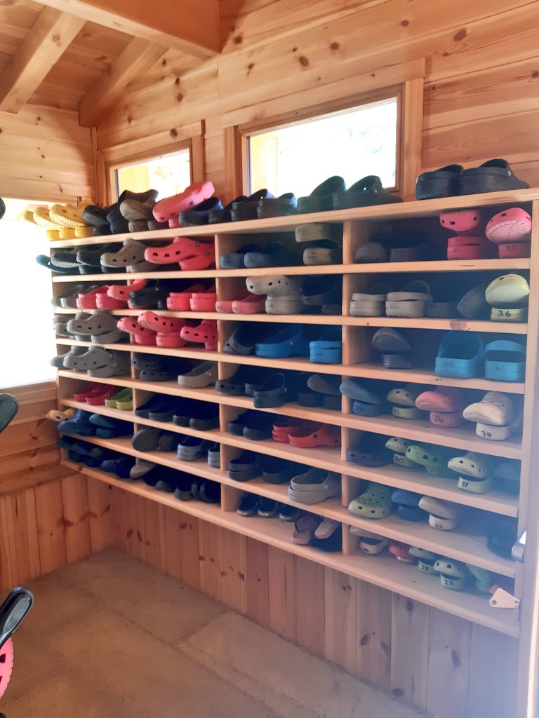 _tomaple's tweet image. Bloc opératoire ou refuge de haute montagne ?