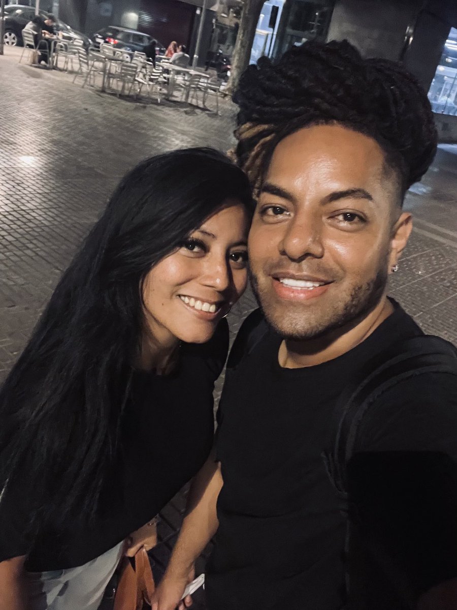 xulaay's tweet photo. Y resulta que terminamos siendo vecinos��.quien lo diría ⁦@MrWilson593⁩ 🇪🇨😎 https://t.co/AyiVugi1fU