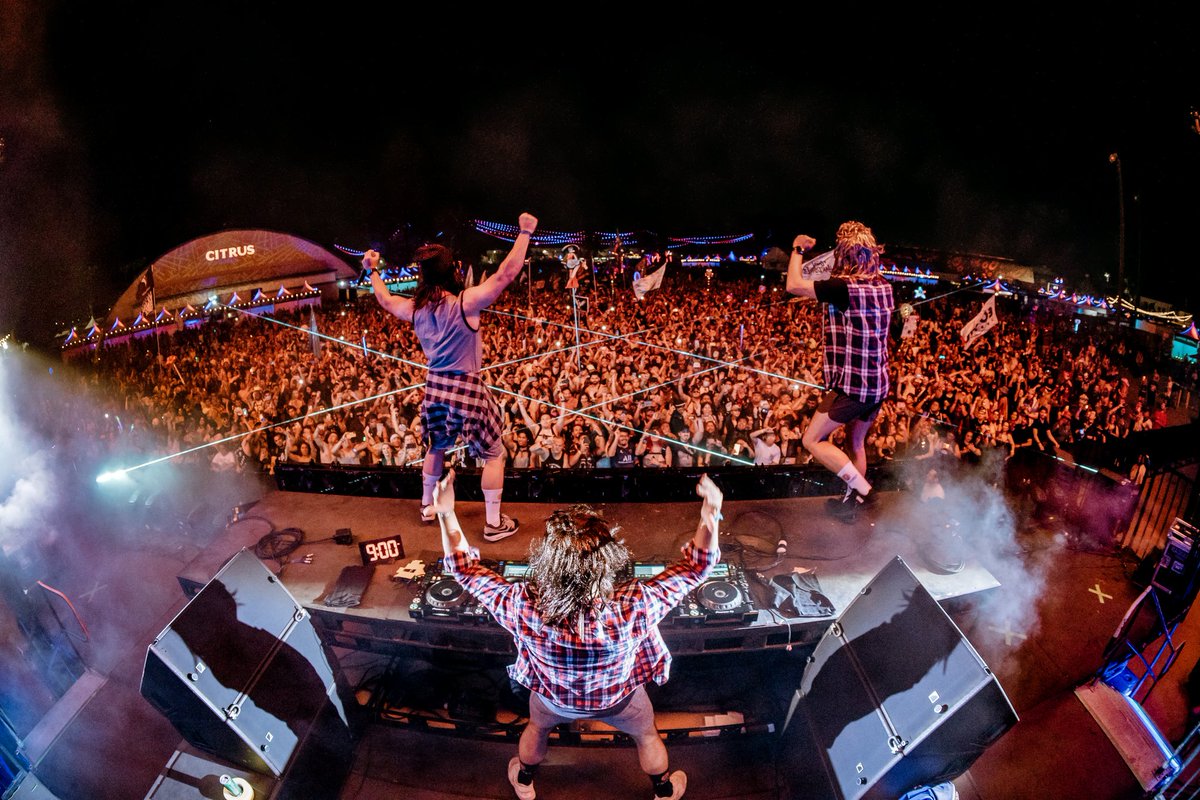 Toneshifterz's tweet image. Project Z was absolute 🔥 
Honestly one for the history books! Your energy and passion was nothing we’ve ever experienced!!
The 3Blokes will definitely be back soon to party again with you sick kients!

#3blokes #projectZ #SanBernardino #USA #aussie #hardstyle #djs