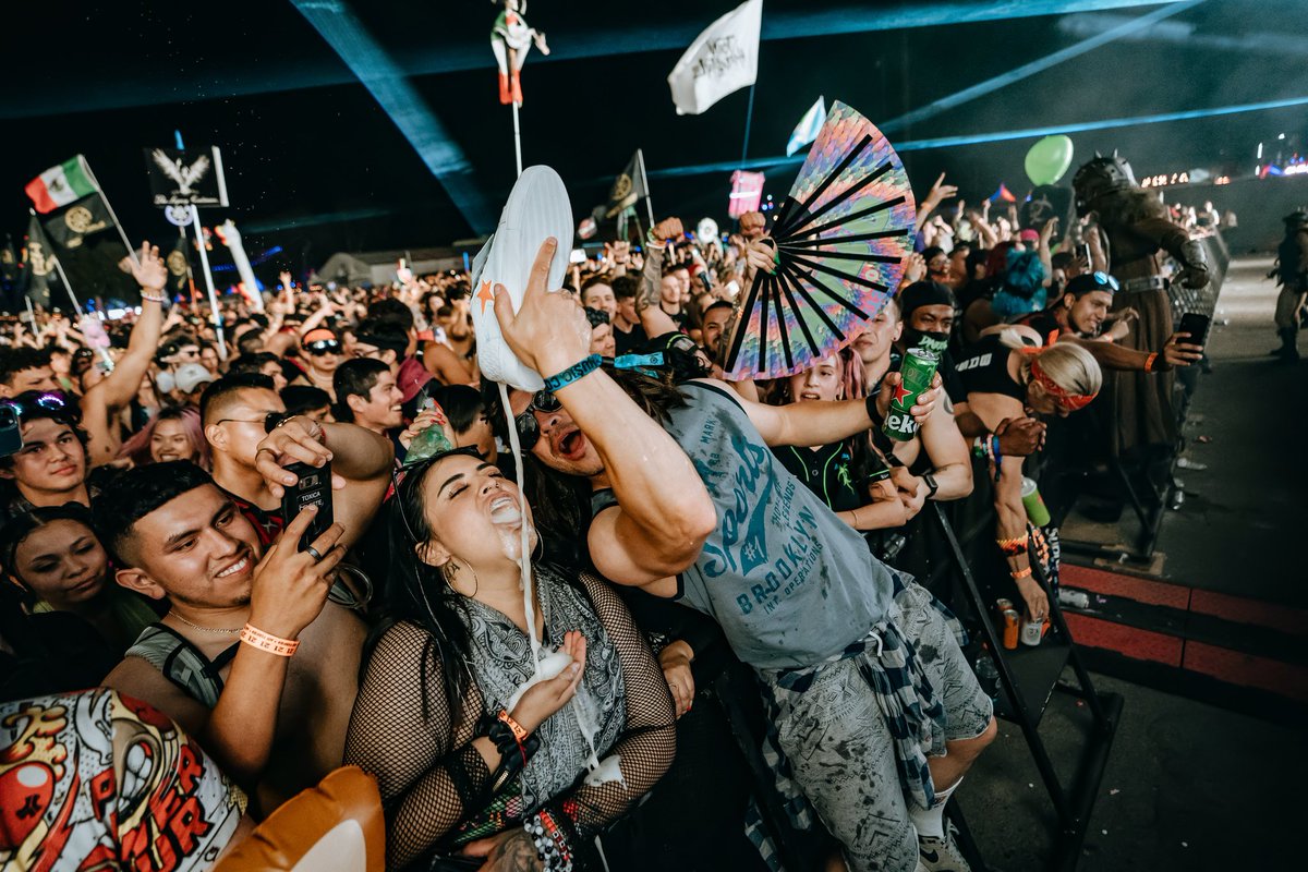 Toneshifterz's tweet image. Project Z was absolute 🔥 
Honestly one for the history books! Your energy and passion was nothing we’ve ever experienced!!
The 3Blokes will definitely be back soon to party again with you sick kients!

#3blokes #projectZ #SanBernardino #USA #aussie #hardstyle #djs