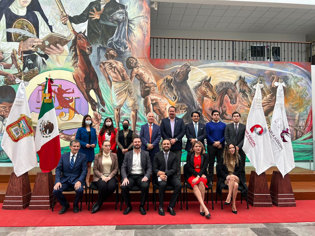 carlosferran's tweet photo. Muy agradecido con el Consejero @Delapenagerardo y el Visitador @Franzmar_Gro por invitar a la Comisión Laboral del @INCAM_Abogados a conocer el Modelo de Gestión de los Tribunales en el @PJEdomex. 

¡Muchísimas felicidades por un trabajo del más alto nivel! https://t.co/nE5JTTOECb