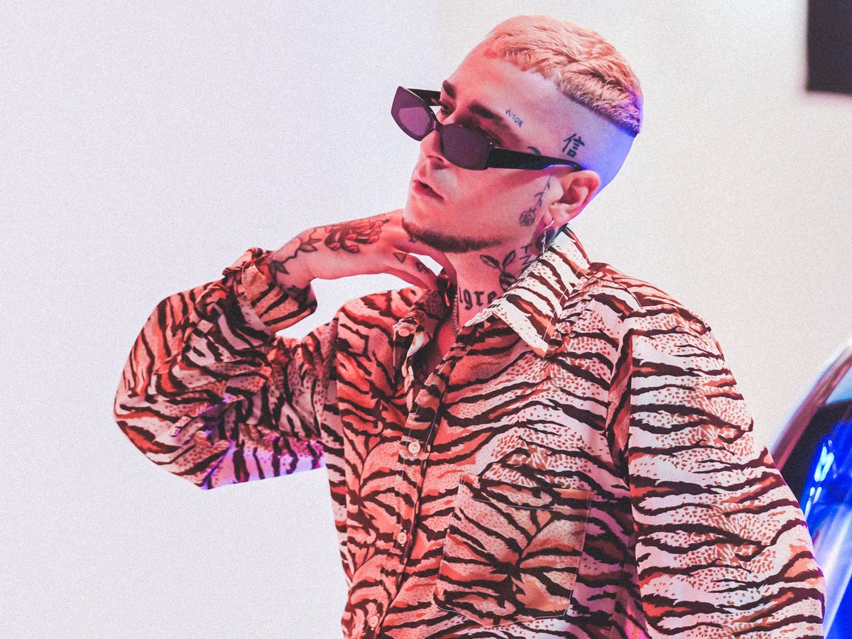 ae_radio's tweet photo. El cantante urbano #Ceaese tendrá su primer show en Nueva York, presentando su último disco "Tigre"
#Music https://t.co/87PI4g4Tb9