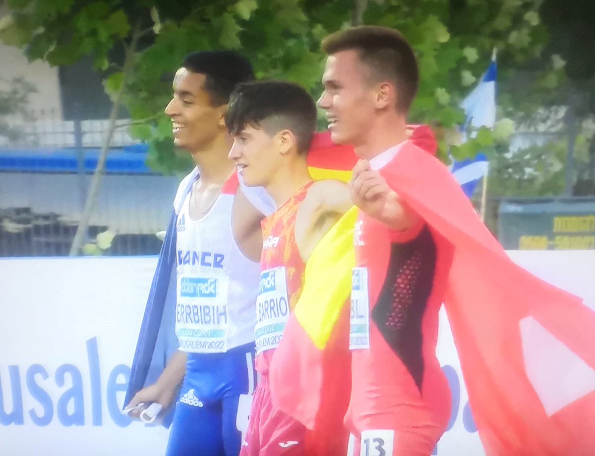 SERGIO DEL BARRIO ARTAL
¡¡¡ CAMPEÓN DE EUROPA !!!
2000 OBSTÁCULOS EUROPEO SUB/18
( 05:38:55 )
¡¡ ENHORABUENA !!