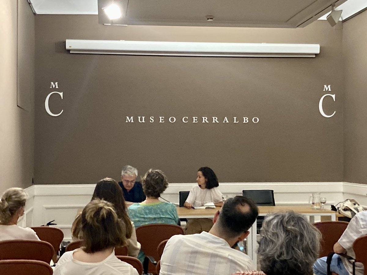 ATronchalomos's tweet photo. Las #ATronchalomos estamos siguiendo con mucha atención esta charla-presentación de “Forasteros y Turistas” y no dejamos pensar en que seguramente a nuestro leído @sergiodelmolino, le interesaría mucho
#Culturetas https://t.co/YNNQabHxK5