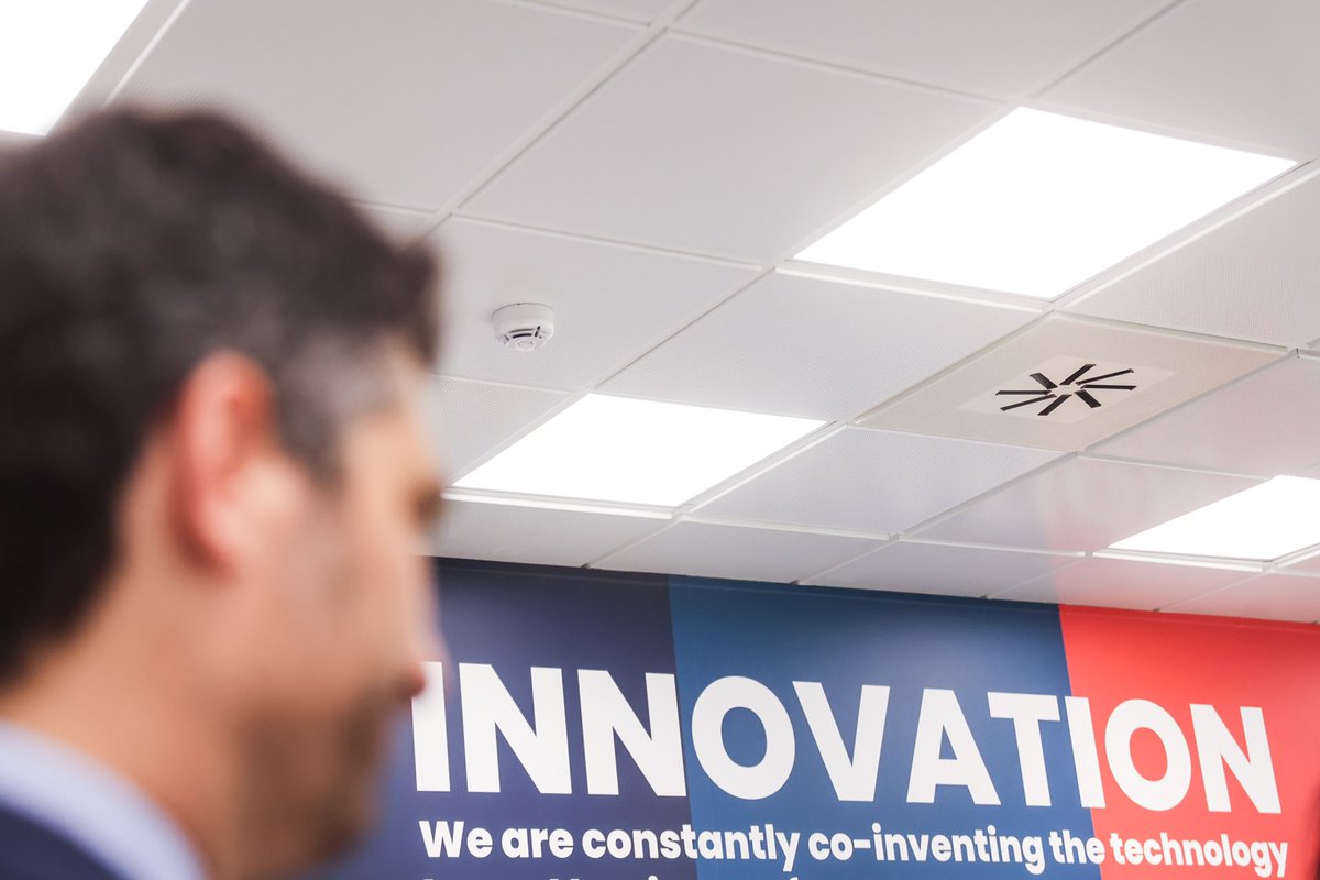 Aquesta tarda he tingut l’honor d’inaugurar la seu d’<a href="/inetum_es/">Inetum (en español)</a> a #Barcelona. Empreses com #Inetum sou el que sempre hem volgut tenir al país: empreses pioneres en innovació i digitalització. 

Gràcies per escollir #Catalunya com un dels referents digitals d’Europa!