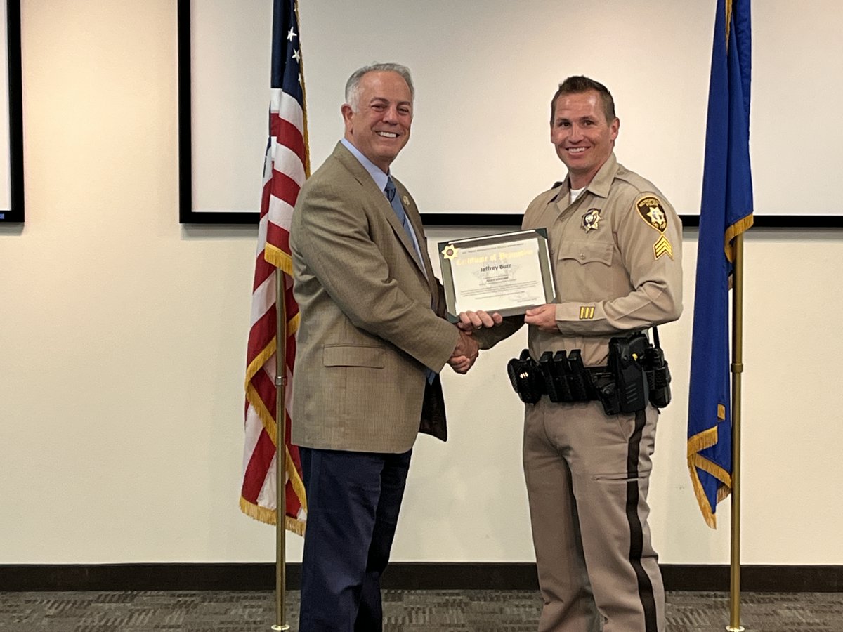 LVMPD's tweet photo. Pins and Promotions today!

In the first photo, Capt. Branden Clarkson has been promoted. His dad, Capt. Dave Lewis, is our most senior captain who oversees the Criminalistics Bureau.

Also, Deputy Chief James LaRochelle received his 30-year service pin!

Congratulations to all! https://t.co/QOIhtjTyix