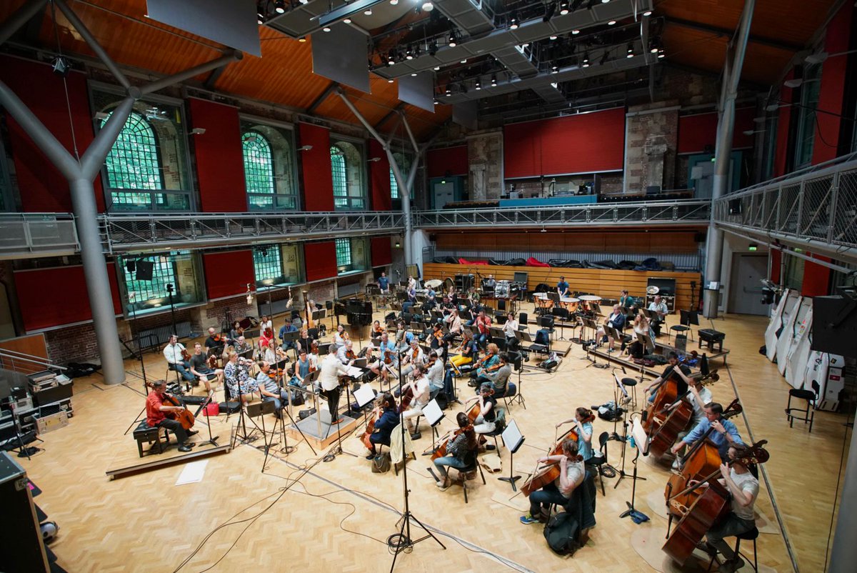 Two full days of recording with the <a href="/londonsymphony/">London Symphony Orchestra</a> is bound to produce some wonderful photo-worthy moments. Here’s an inside look at the sessions with cellist <a href="/OviArt/">Ovidiu Marinescu</a>, violinist Yumi Hwang-Williams, and composer <a href="/JohnWineglass/">唐山外围/唐山资源/唐山上门/唐山约炮/唐山兼职/唐山学生妹/唐山母狗</a>:
Photo Credit: <a href="/nick_rutter/">Nick Rutter</a>