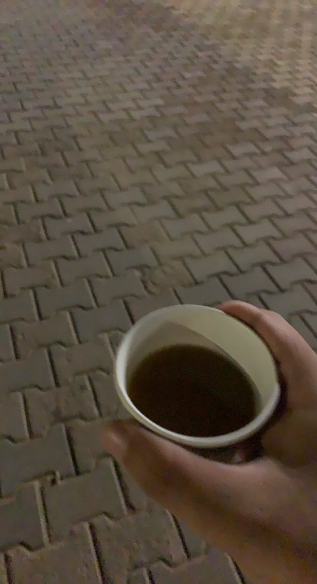 نزلت الحديقه بمشي عطاني ولد صغير قهوه 🥰