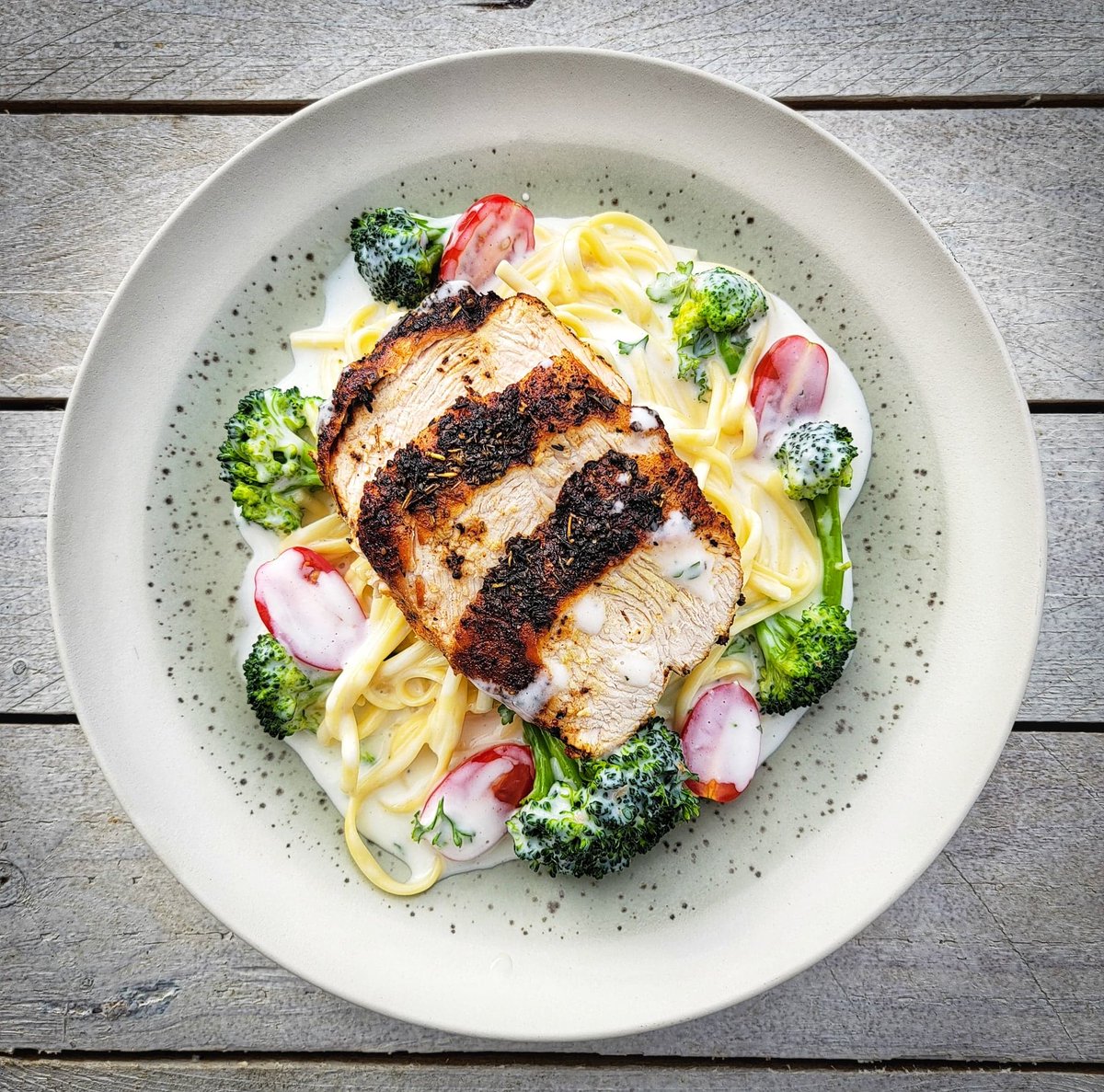 MealPrepGrind's tweet photo. Meal Prep Grind is a service local to NEPA dedicated to creating the most delicious, restaurant-quality meals possible and delivering them directly to your door! New users save $10 with coupon code 'trialtenoff' https://t.co/VV5clwuIoJ #food #foodie #Scranton #ScrantonPA #NEPA https://t.co/61tsGWsAg0