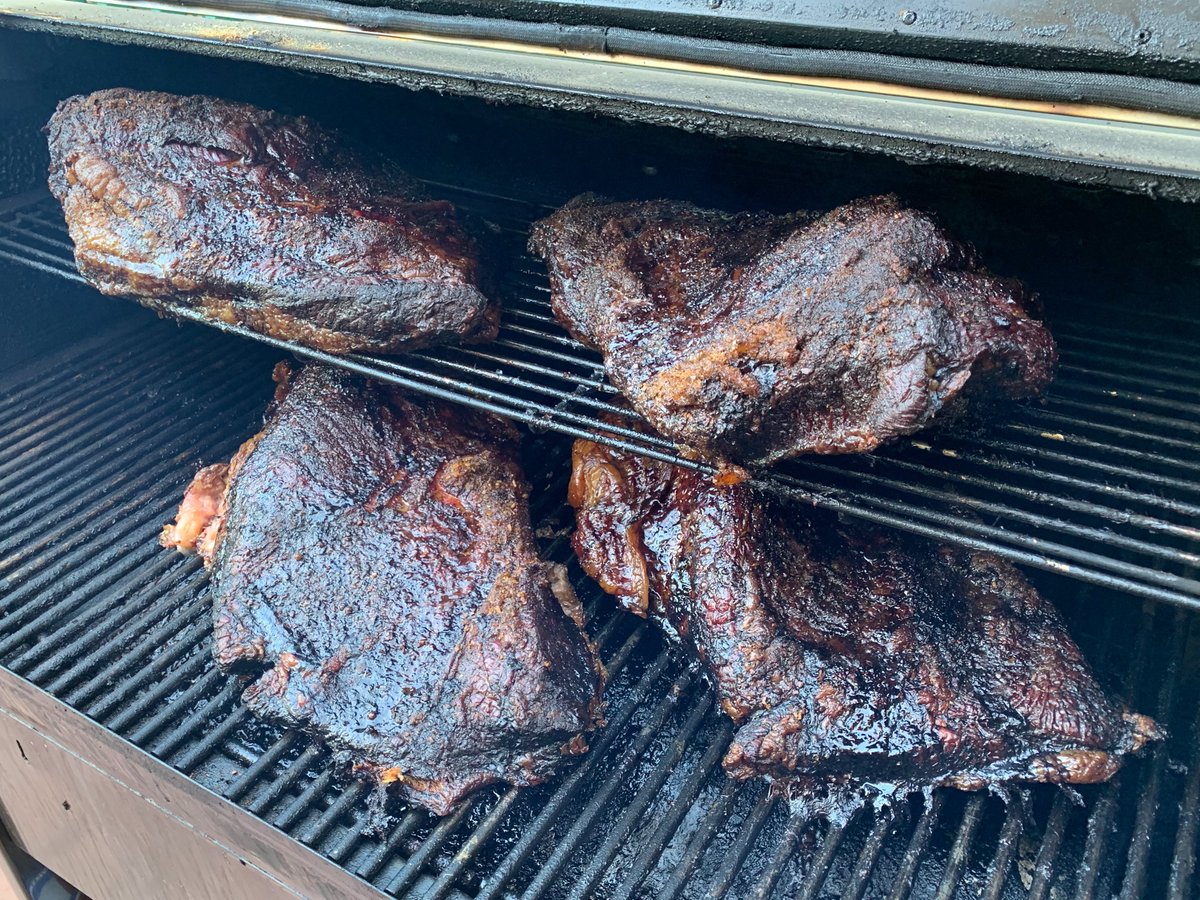 Louisiana Grills (LouisianaGrills) / Twitter