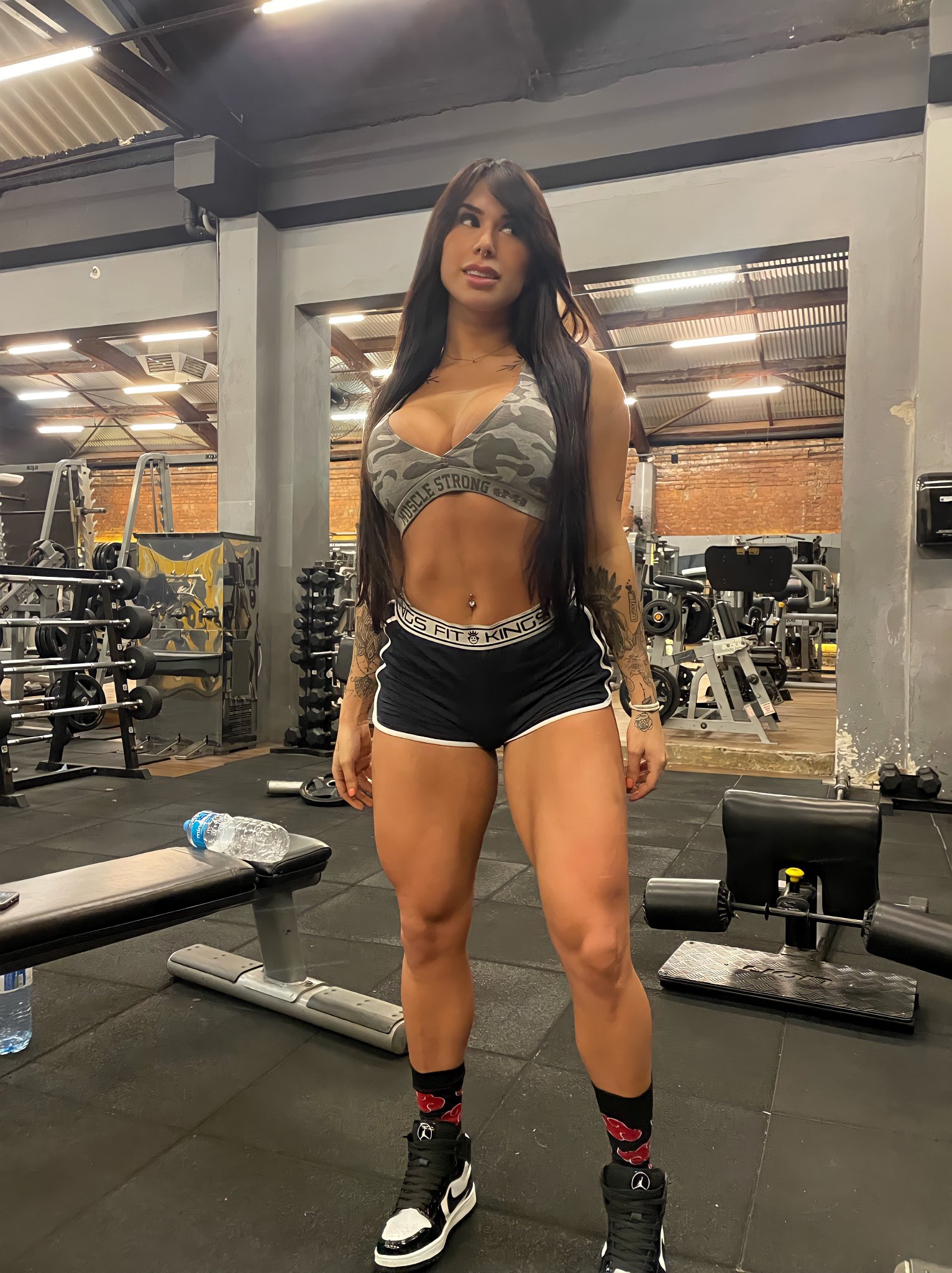 Jully Poca 🍭 on Twitter: "🐔 https://t.co/PVfVd4jL63" / Twitter