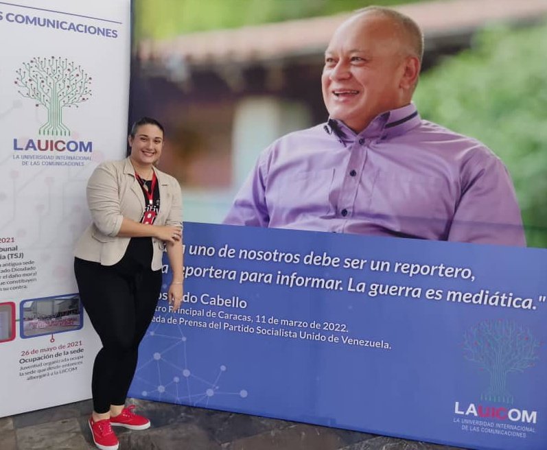 LexisBerra's tweet photo. #LaUicomRevoluciona Feliz por la experiencia vivida en la @lauicom... ¡Ahora a seguir con más fuerza en defensa de la verdad, desde mi hermoso #Anzoátegui, cómo parte de la primera cohorte!
¡Nosotros Venceremos!
@dcabellor @taniapsuv @luismarcanos https://t.co/lYkm8PXfm0