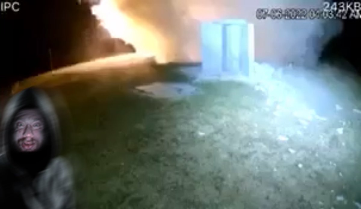 RadLibsNFT's tweet image. Holy crap I was reviewing the video from the #GeorgiaGuidestones and it looks like this creepy guy comes into frame if you look closely

Did he take out the Georgia Guidestones??

 #godlikeproductions #wellaware #infowars #psycho #itshappening