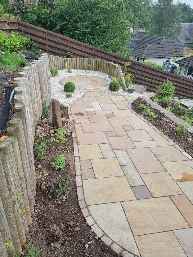 Vialii's tweet photo. We've been busy finishing off a lot of gardens recently with some beautiful planting. This garden in #Kinbuck has been transformed and now has lovely places to sit, a water feature and gorgeous plants to enjoy. #gardenmakeovers #gardendesign #gardenlandscaping https://t.co/nY7laEKZ8i