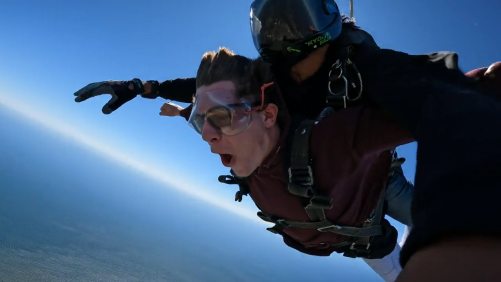 TrustedLODawn's tweet photo. 2 weeks ago I got to take my son, Ethan White skydiving while we were vacationing on the West Side of the State. It was his first time! 
Truly amazing and blessed to be able to have done this with him! Something we will remember for a lifetime! https://t.co/5wo0CUIT7t