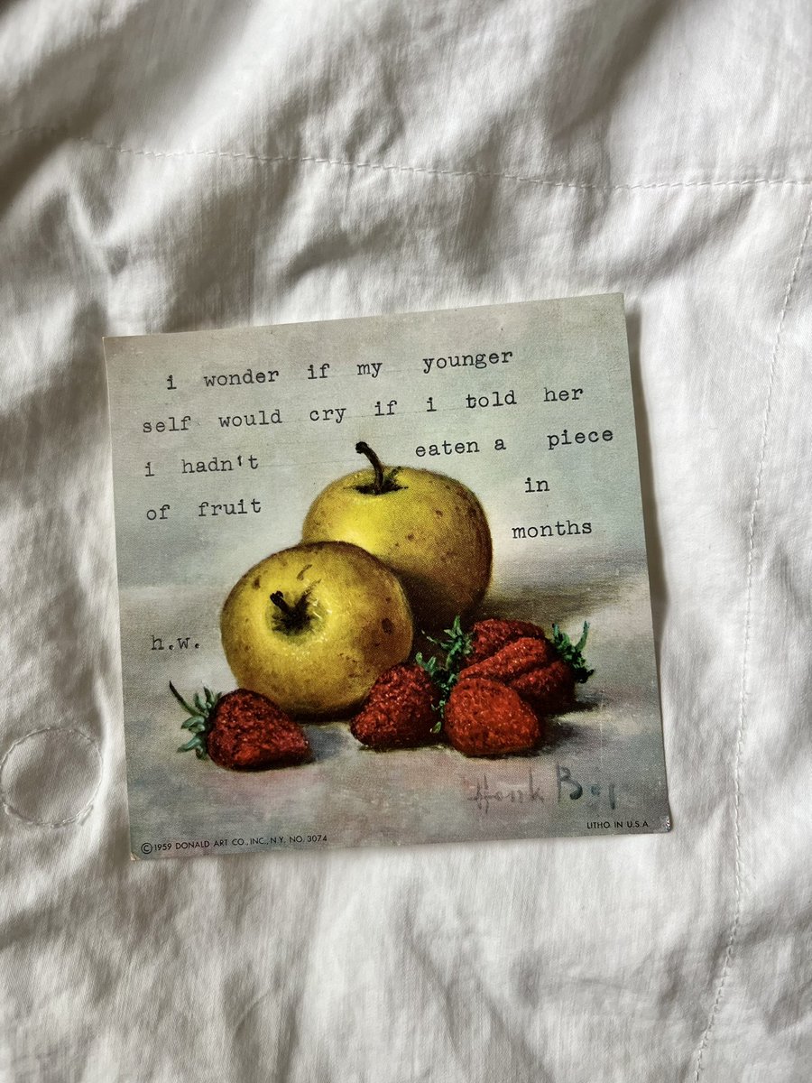 hollysTWpoetry's tweet photo. the apples make me wonder https://t.co/8BnSQZxvQr