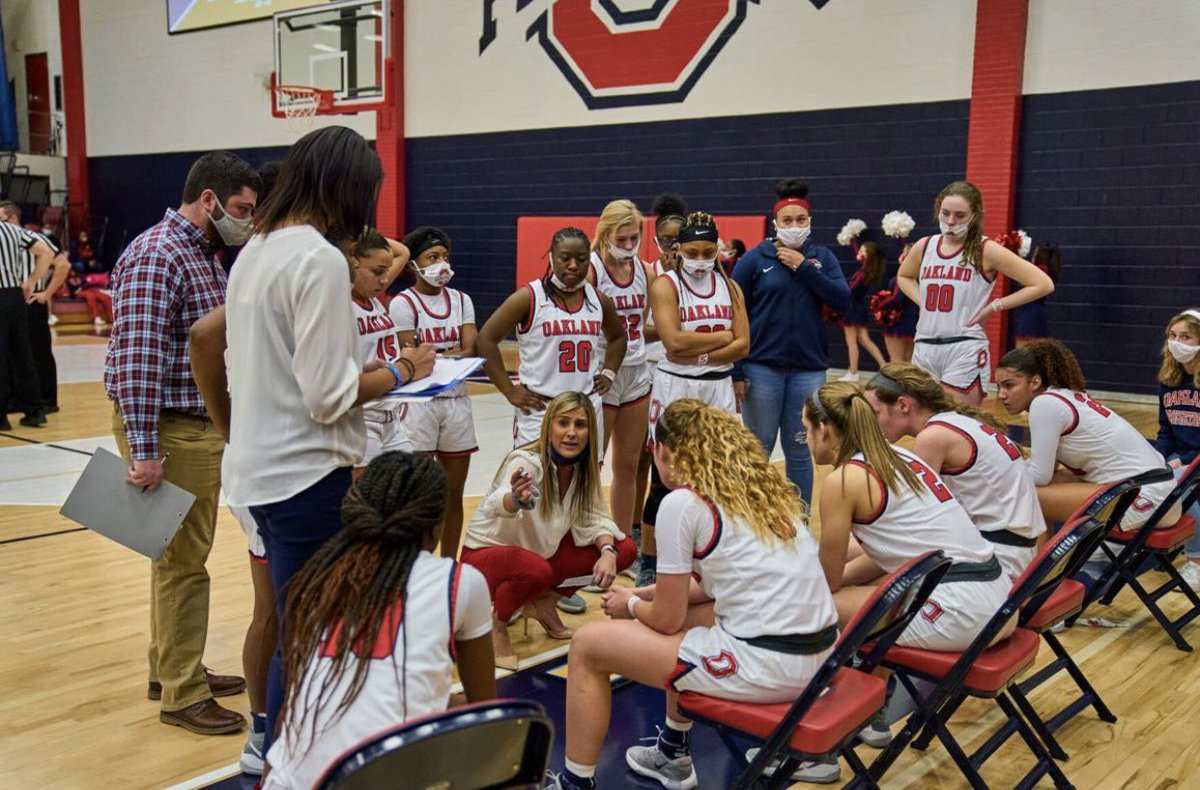 CoachSCampbell's tweet photo. @OHS_LadyPatsBB is a special place with special girls /parents/coaches. A group of ppl bought into it all. Thank you @marshallj_ohs for the opportunity to lead this group the past 3 years. It’s been a fun ride. One I’ll always cherish &amp; will never forget.  #OnceAPatriot https://t.co/M0Td7NMCX8