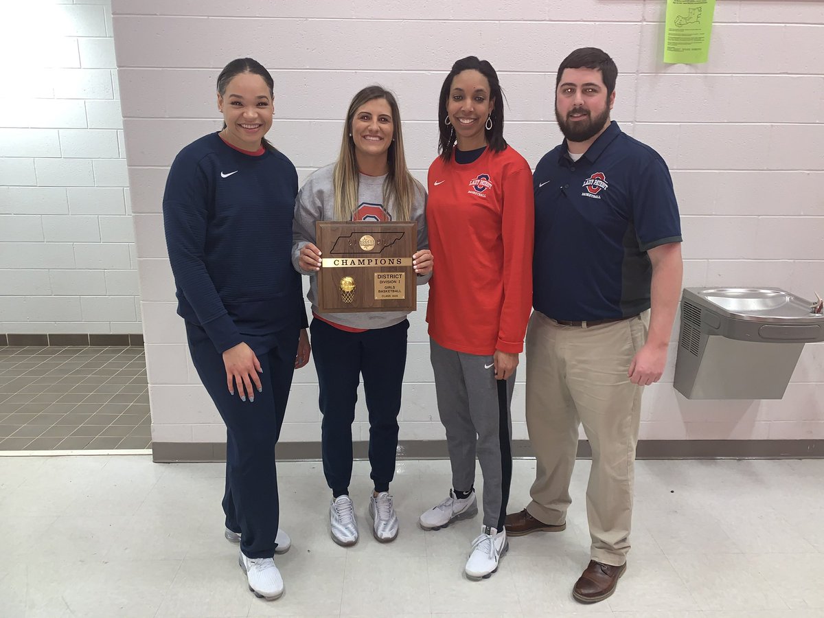CoachSCampbell's tweet photo. @OHS_LadyPatsBB is a special place with special girls /parents/coaches. A group of ppl bought into it all. Thank you @marshallj_ohs for the opportunity to lead this group the past 3 years. It’s been a fun ride. One I’ll always cherish &amp; will never forget.  #OnceAPatriot https://t.co/M0Td7NMCX8