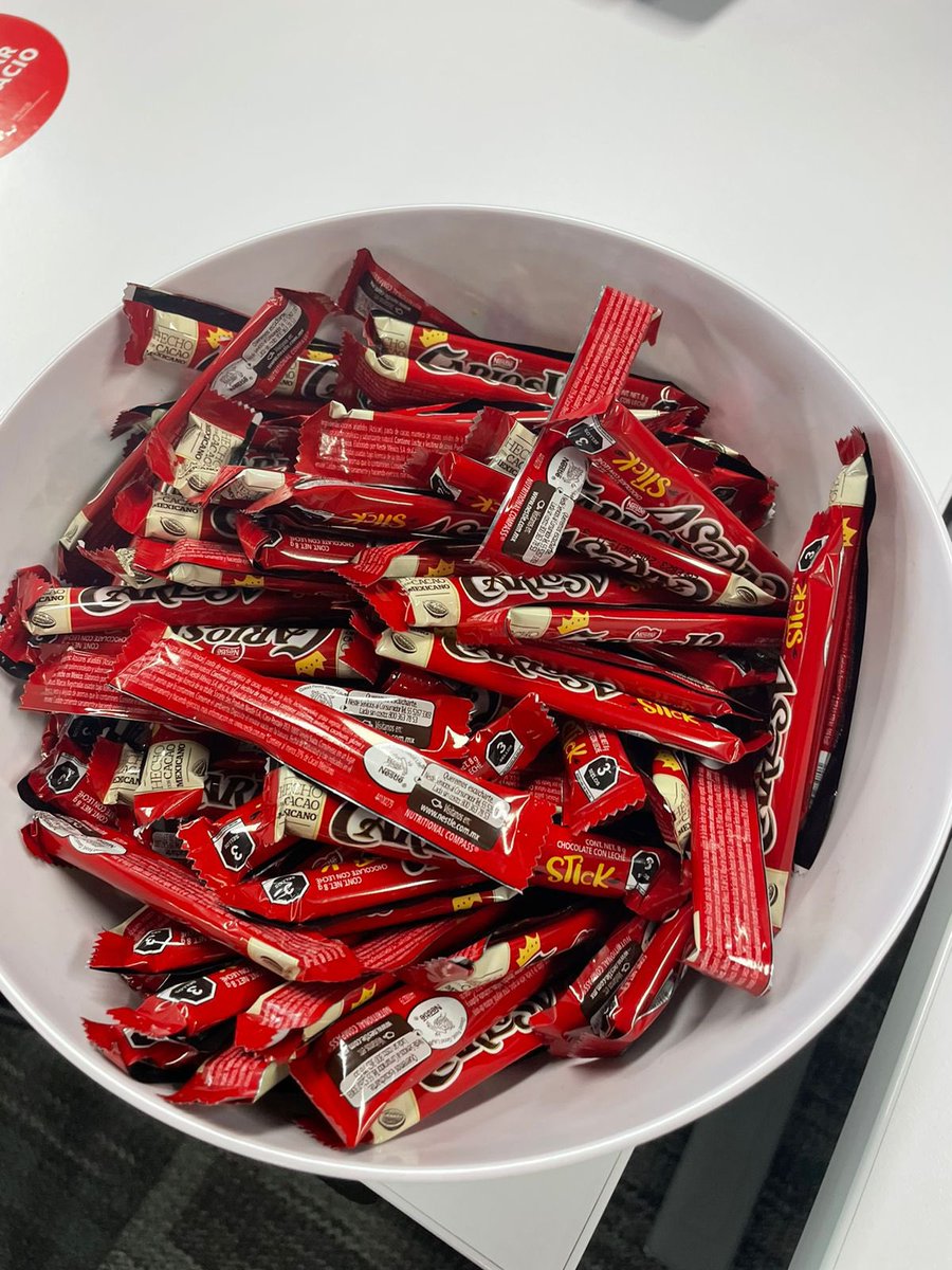 CollectionsMX's tweet photo. Chocolate Day at CDMX! ❤️ #InternationalChocolateDay #CollectionsMX #LifeAtATT https://t.co/DlV2bW68Kq