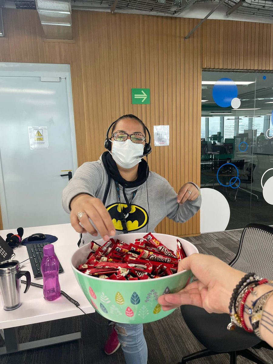 CollectionsMX's tweet photo. Chocolate Day at CDMX! ❤️ #InternationalChocolateDay #CollectionsMX #LifeAtATT https://t.co/DlV2bW68Kq